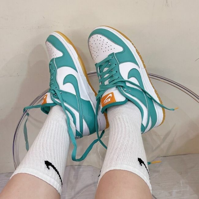teal zeal dunks