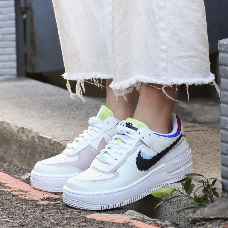 NIKE AIR FORCE 1 SHADOW PIXEL SWOOSH