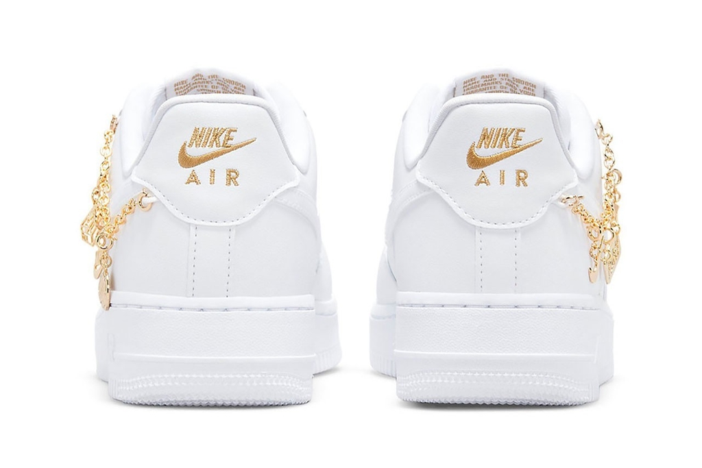 NIKE Air Force 1 Low LX “Lucky Charms”