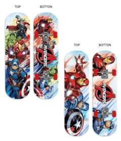 Skate Avengers 70x20 - Comprar en All4Toys