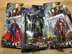 Muñeco de Accion Articulados Heroes DC - comprar online