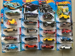 Autitos metal Hot Wheels - Modelo a elección - Ediciones Especiales  Hotwheels Grupo 1