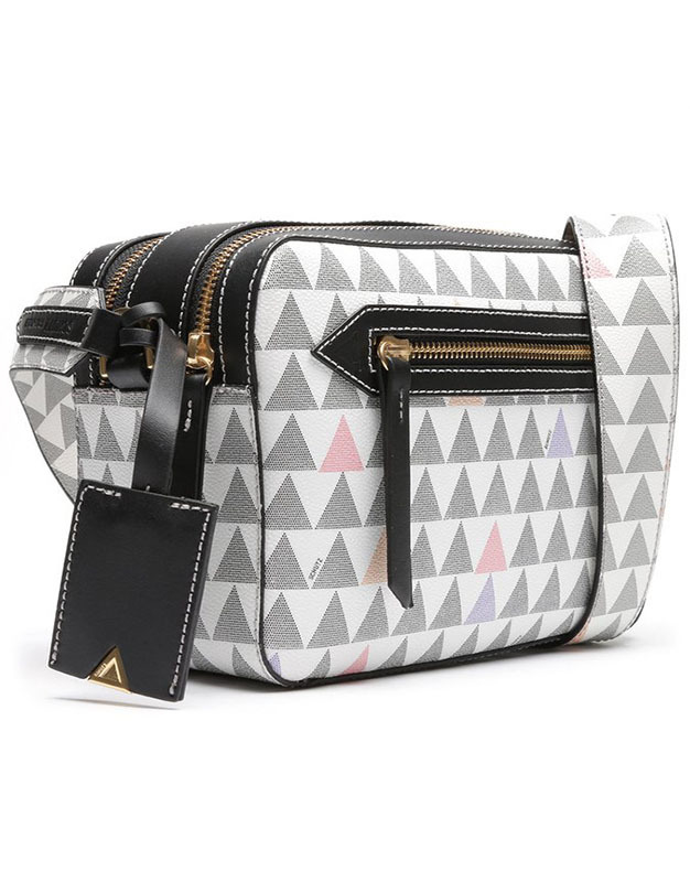 chanel triangle bolsa