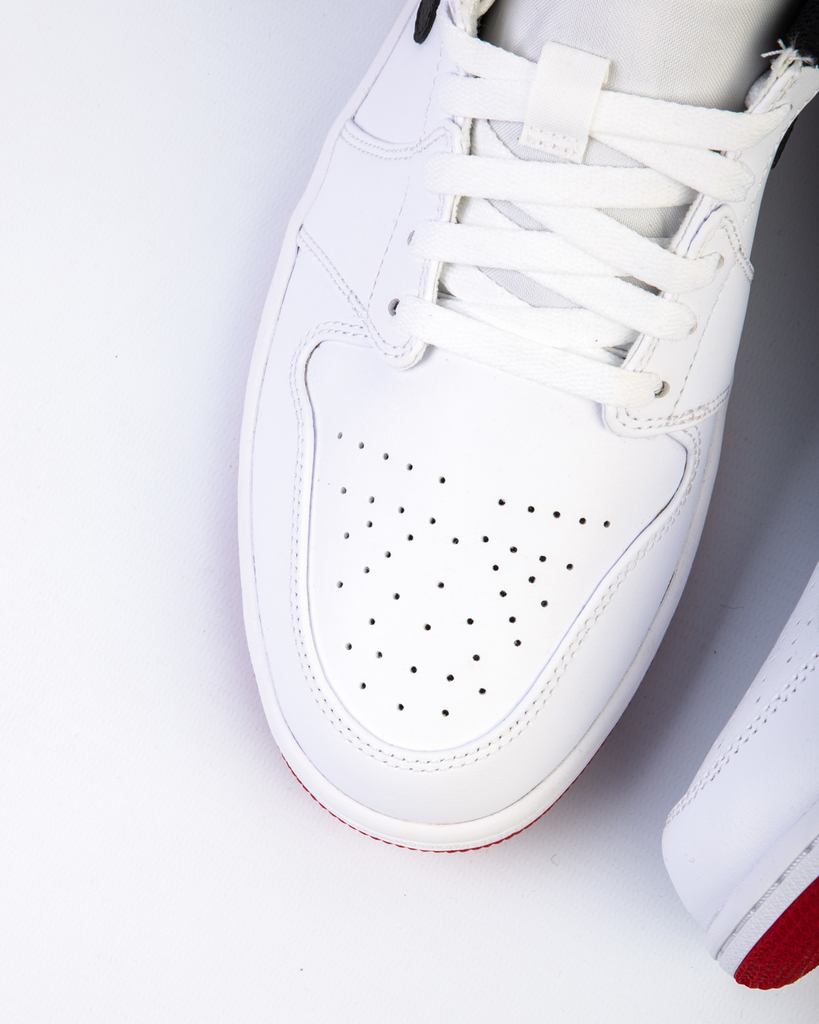 JORDAN 1 LOW WHITE UNIVERSITY RED BLACK - Chance Time