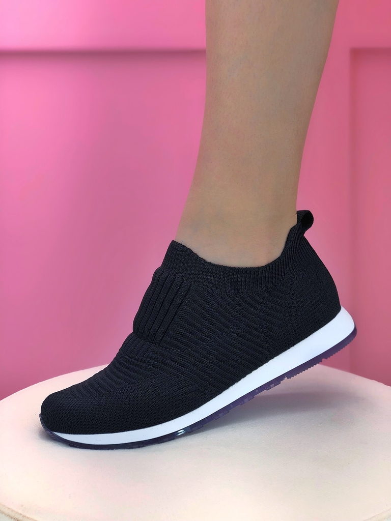 Tênis Usaflex Slip On em Tricot Preto