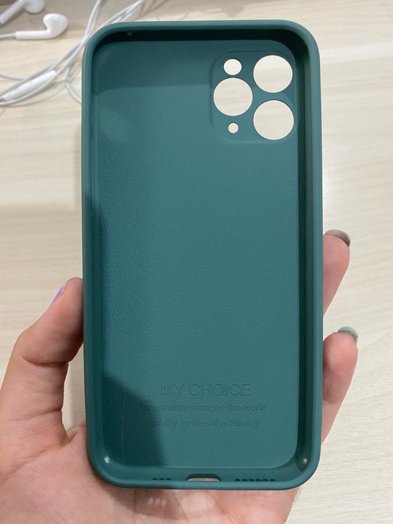 Capa Case Capinha Silicone Aveludado Iphone 11 Preta em Promoção | Ofertas  na Americanas