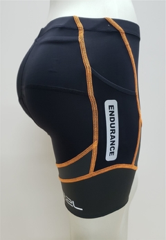 Bermuda Tri Endurance Feminina - Preto, chumbo com costura laranja - forro 0,5 mm - comprar online