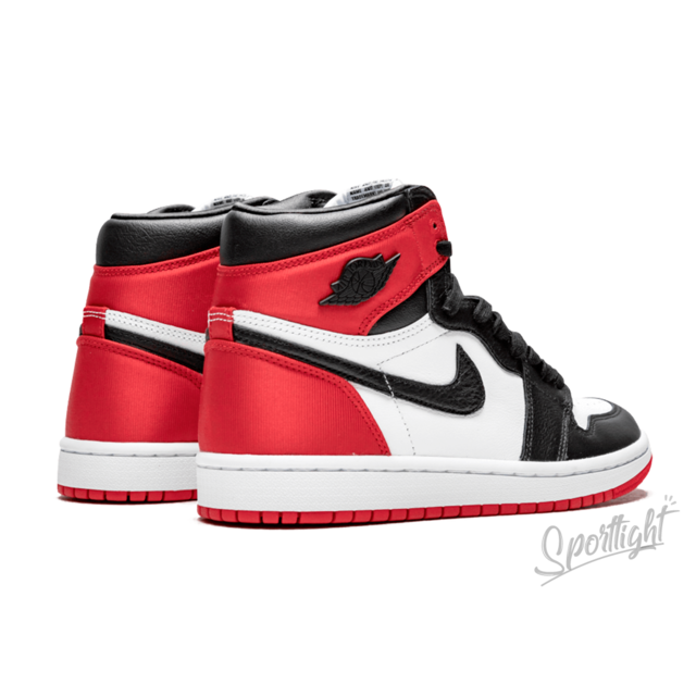 tênis nike air jordan 1 low black toe