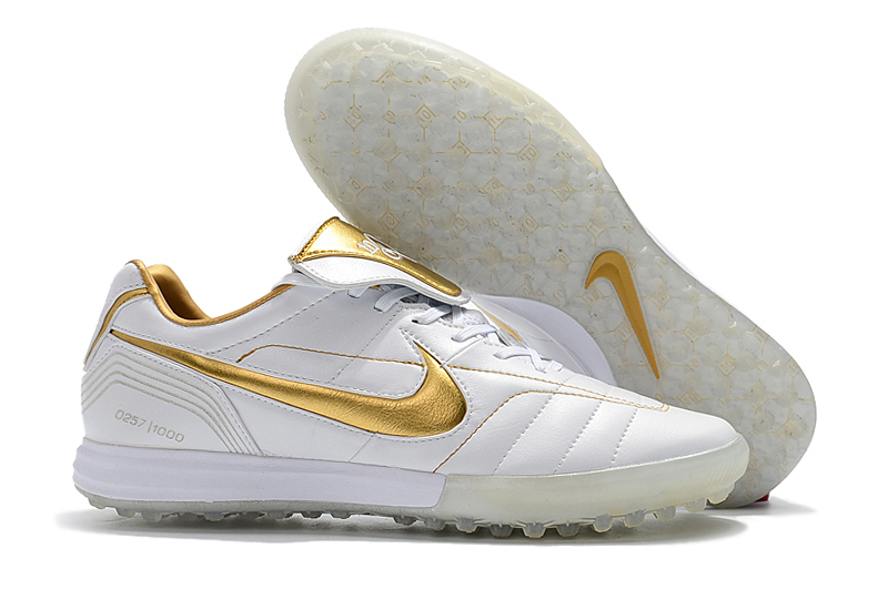 Chuteira Society Nike Tiempo 7 Elite R10 - Branco | Farda de Boleiro