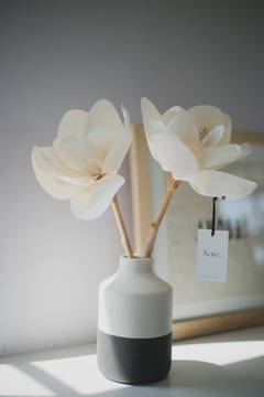 Florero Puro + flores de tela - comprar online