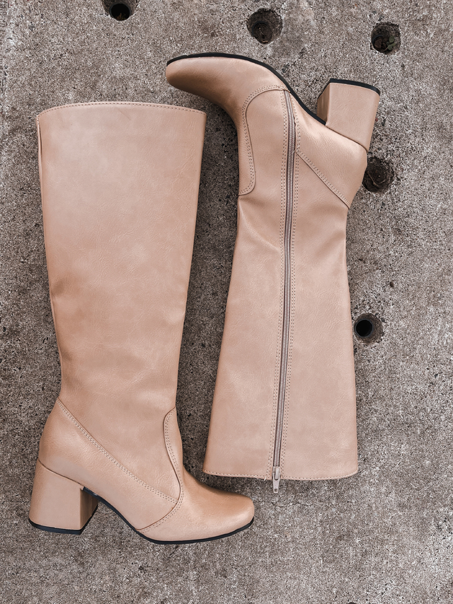 Botas Bucaneras Taco Cuero Vegano Stella nude