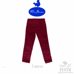 Set de 2 pantalones de pana color vino y azul 3 años Patricia Mendiluce en internet