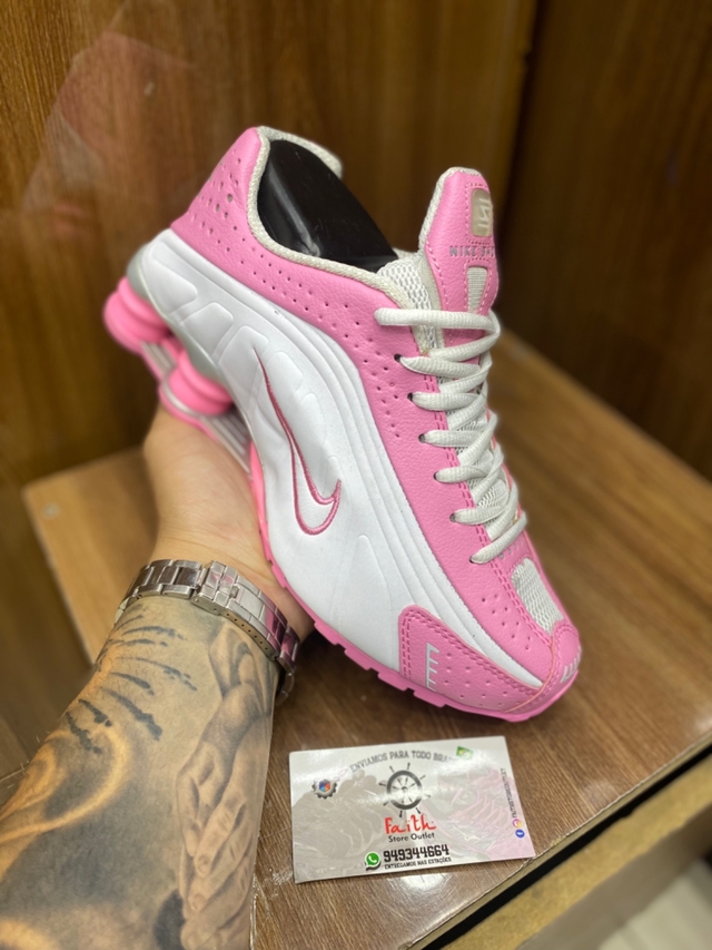 nike shox r4 rosa