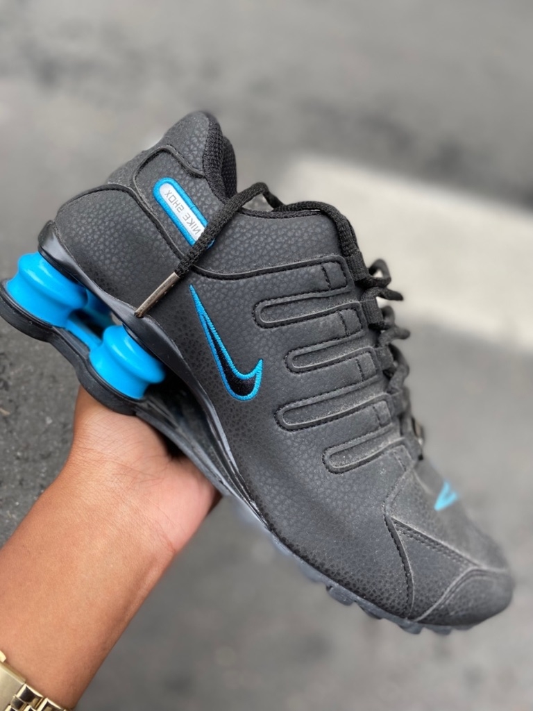 Nike Shox 4 Mola Preto com azul - Mello custom