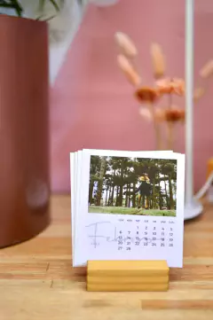 12 Polaroid calendario 11x10cm + taco de madera - tienda online