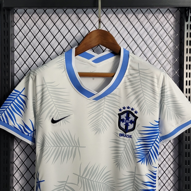 Camisa Brasil Branca Concept 2022 - Torcedor - Feminina- NIKE