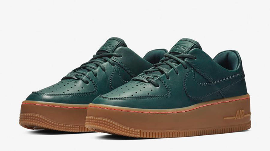 tênis nike air force 1 sage low lx feminino