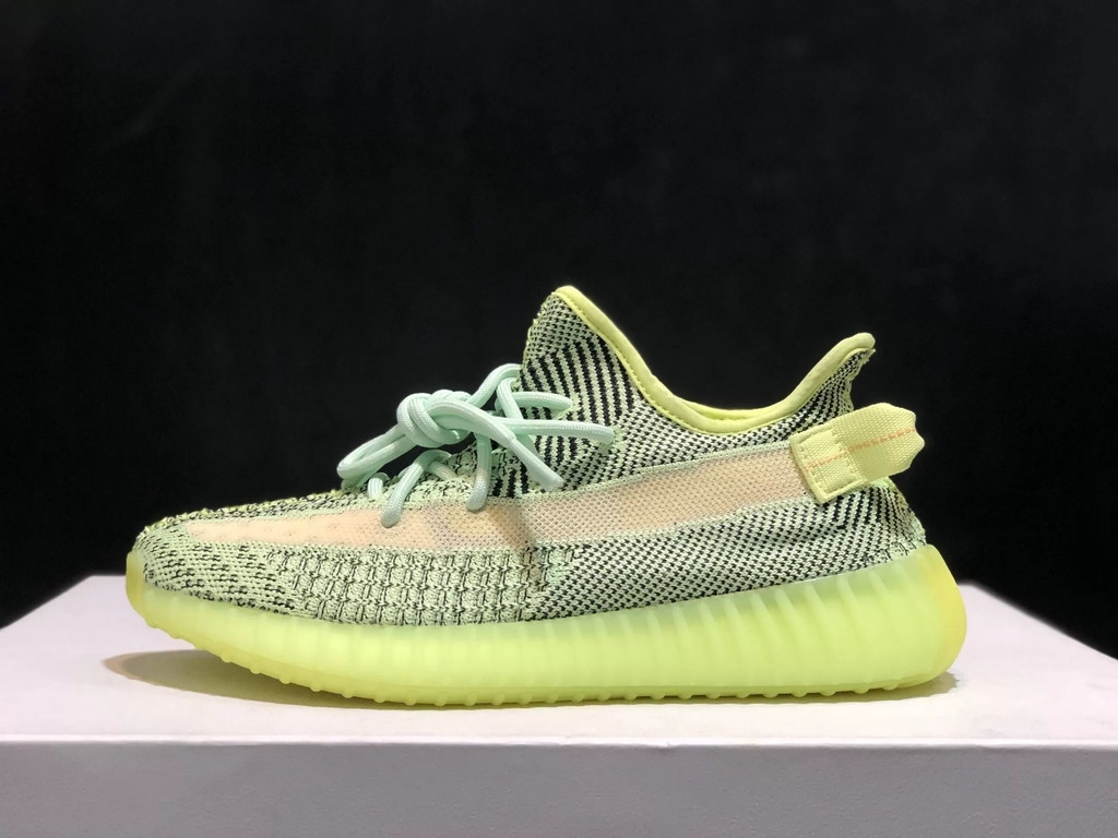 tênis adidas yeezy boost