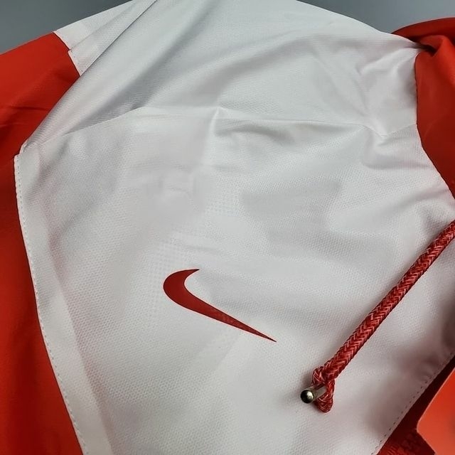 Jaqueta Corta Vento Internacional - Vermelho e Branco - Nike