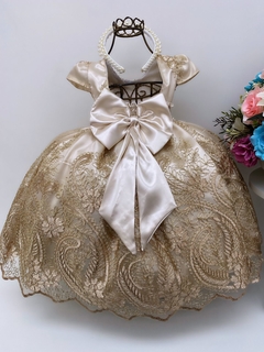 Vestido Infantil Festa Marfim Renda Dourada Cinto Pérolas Realeza na internet