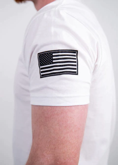 REMERA PREMIUM MAYHEM Graffiti CFM T-Shirt: White - MMEDDFIT