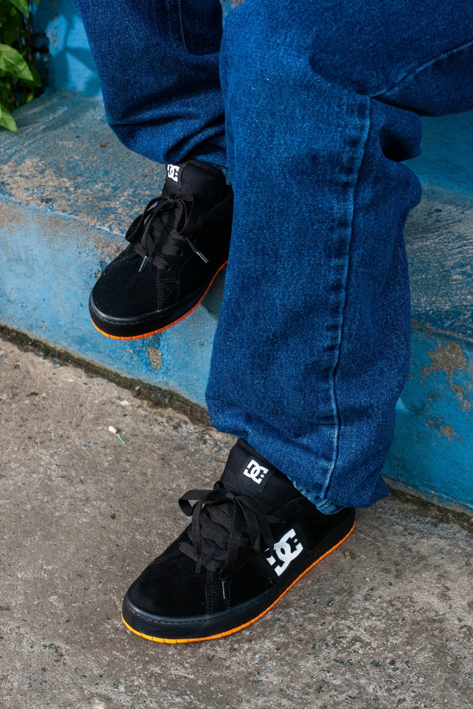 dc shoes striker