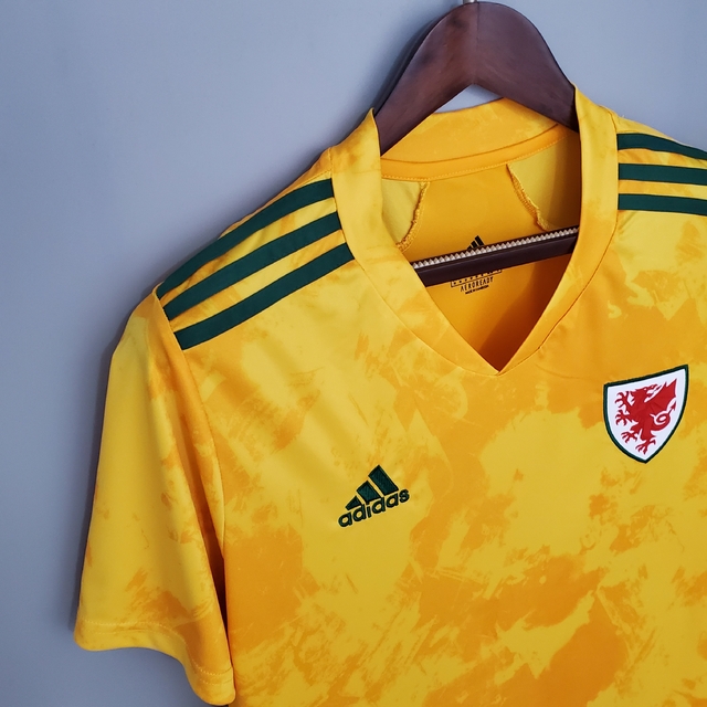 Camisa Seleção Pais de Gales 22 Adidas Masculina - Amarelo
