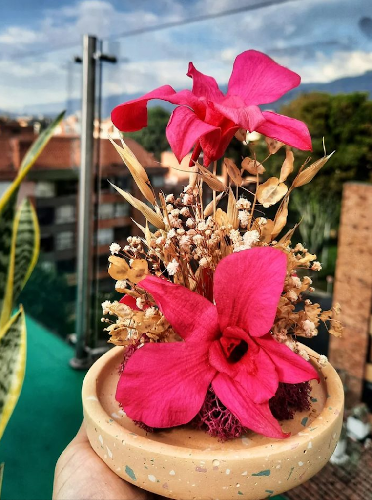 Arreglo Floral con Orquídeas - Inspiration By Mariana