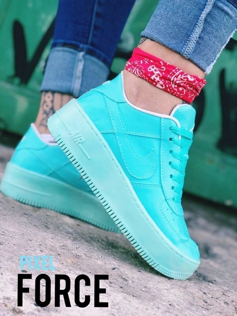 NK Airforce Negra con Suela Blanca - SP Sneakers