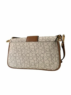 Calvin Klein - Bolsa Crossbody Monograma - Gab Store Calvin Klein - Bolsa Crossbody Monograma - Gab Store