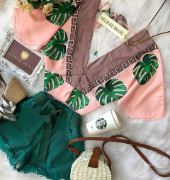 CROPPED Carolina No CREPE (COR FUNDO ROSA ESTAMPA FOLHAGEM)