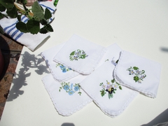 Pañuelos reutilizables de tela pintados a mano