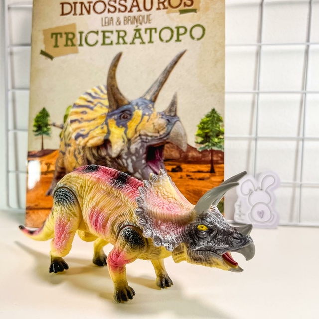 Livro Brinquedo O Mundo dos Dinossauros: T-Rex - Papel Picado