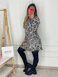 Vestido Gola Alta Zebra - comprar online