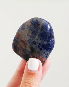 pedras-cristais-azul-indigo-escuro
