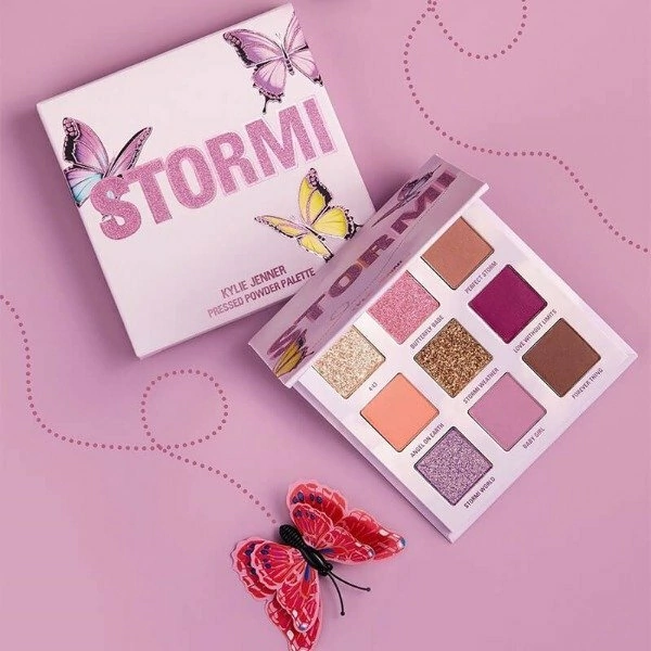 Stormi de Kylie - Comprar en Maquillaje Por Mayor Stormi de Kylie - Comprar en Maquillaje Por Mayor