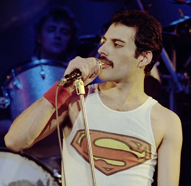 Remera Freddie Mercury Superman Montreal 1981 The Game Tour 1980/