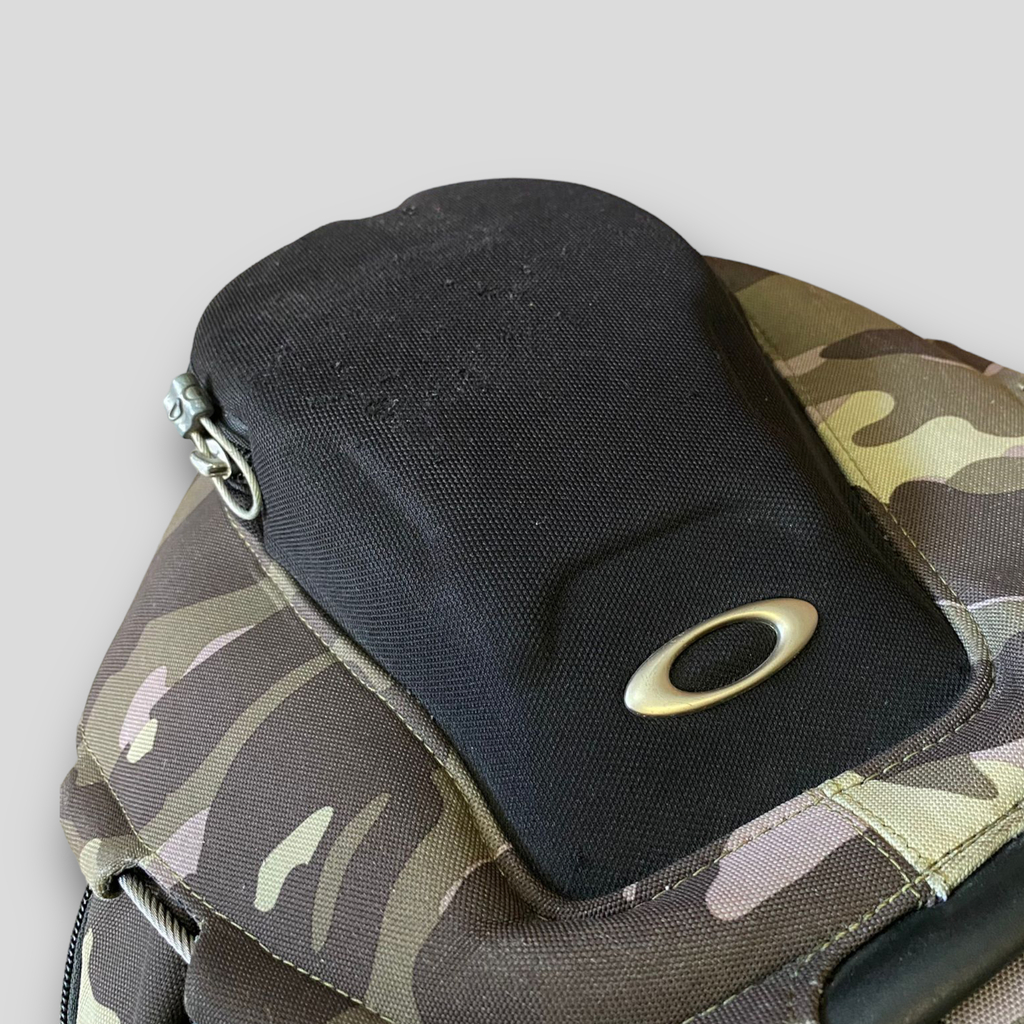 Mochila Oakley Kitchen Sink Camo Comprar em Reuzzze