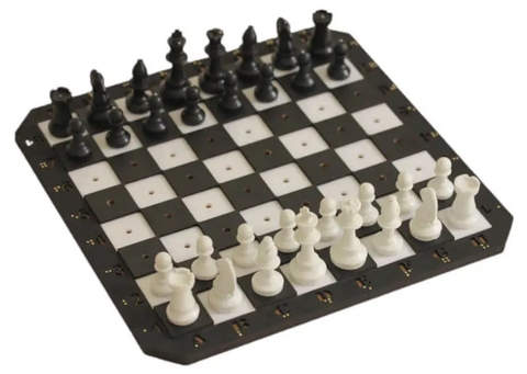 Jogo de xadrez adaptado - Tecnologia Assistiva