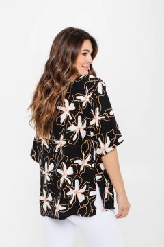 Kimono Tajo Lateral Corto Melanie - comprar online