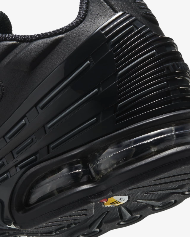 Nike Max Tn Plus 3 Black - Comprar en Kingdom Style