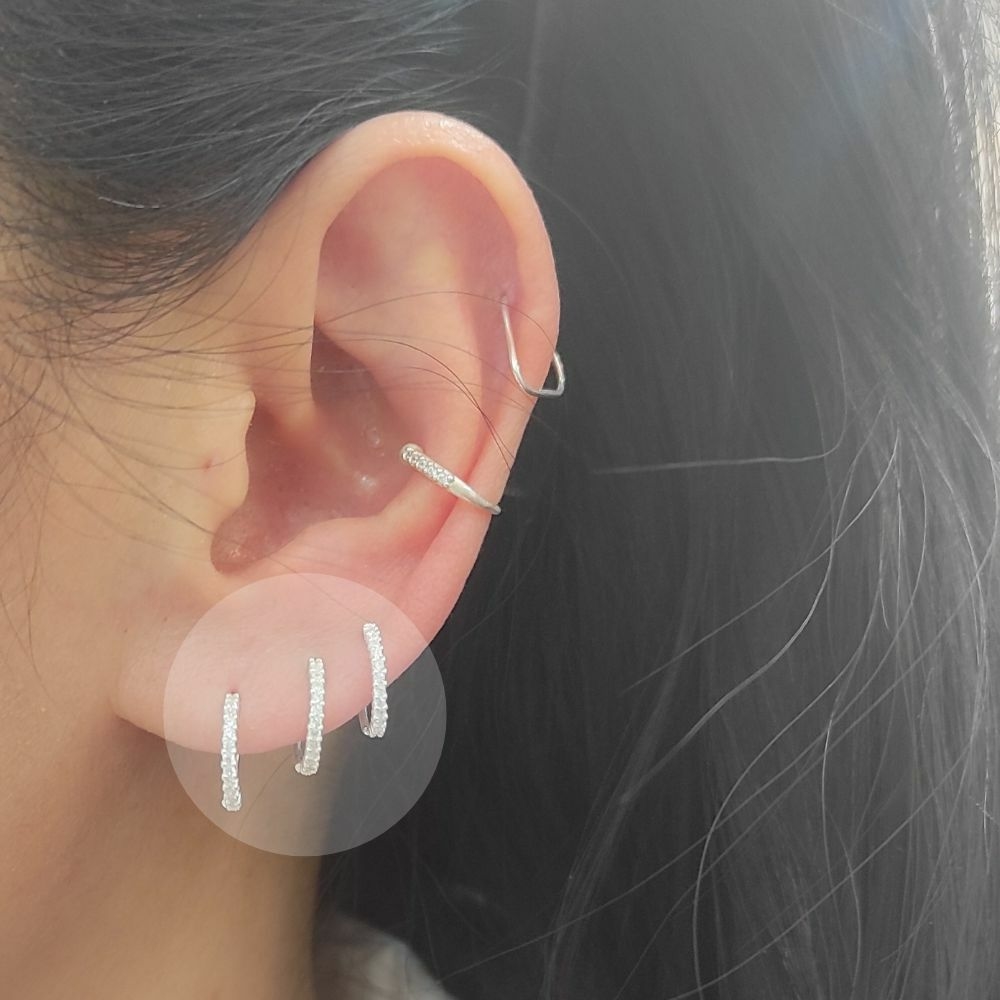 30 melhor ideia de Piercings na Orelha  piercings, orelha, piercings orelha  feminino