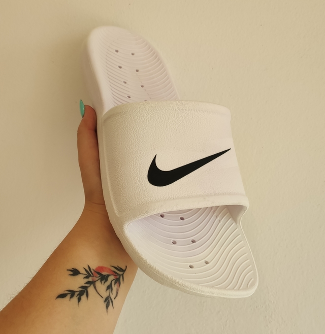 En expansión visual fantasma Cholas Blancas logo Nike - Comprar en Maldita Tendencia