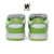 Nike SB Dunk Low x Supreme "Stars Mean Green" en internet