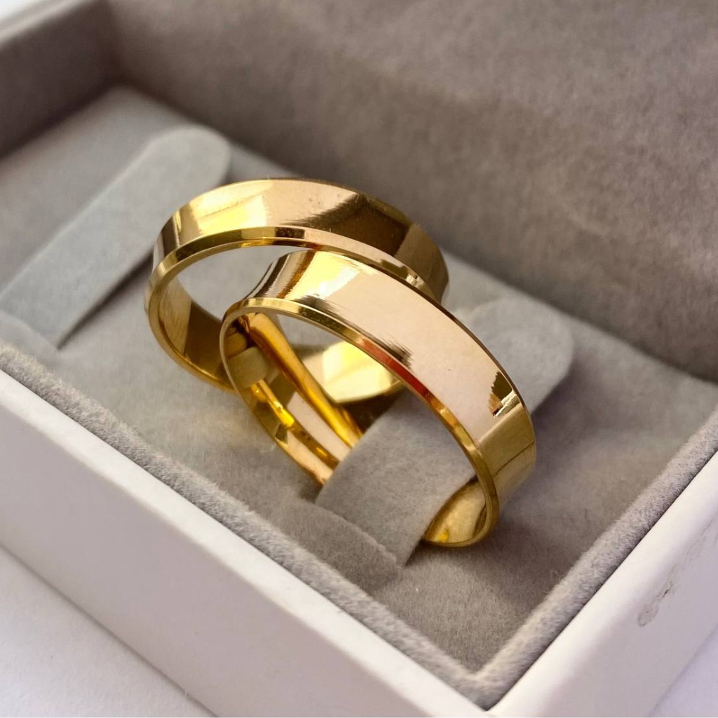 Par de alianças de casamento - ouro 18k