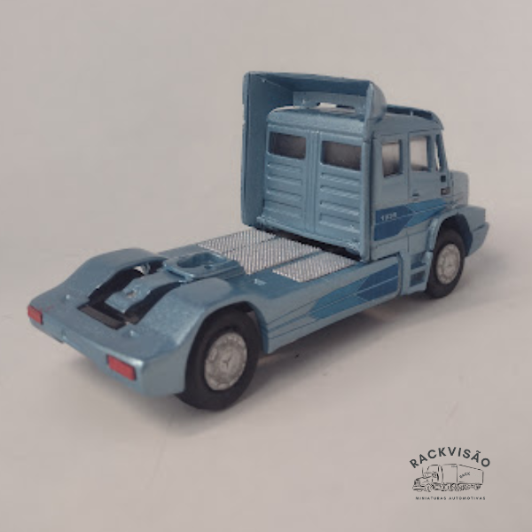 Miniatura Cavalo Mercedes Benz 1941 4 x 2 com carenagem - Branco