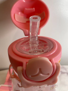 Vaso - botella Infantil 550 ml Sorbete Silicona con Stickers Correa para colgar