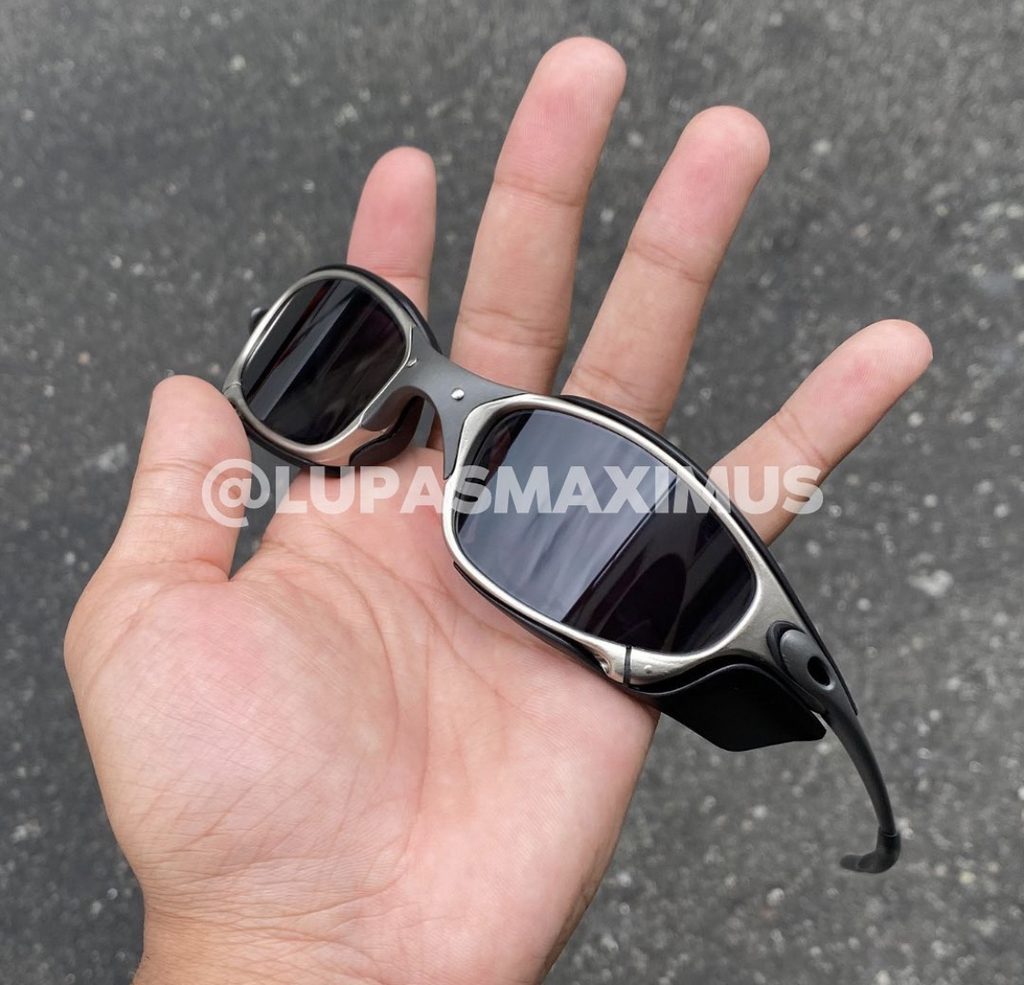 Óculos De Sol Juliet Tio 2 Lente Black - Kit Preto em Promoção na Americanas