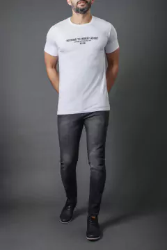 REMERA NOTHING TO WORRY ABOUT (38212) en internet