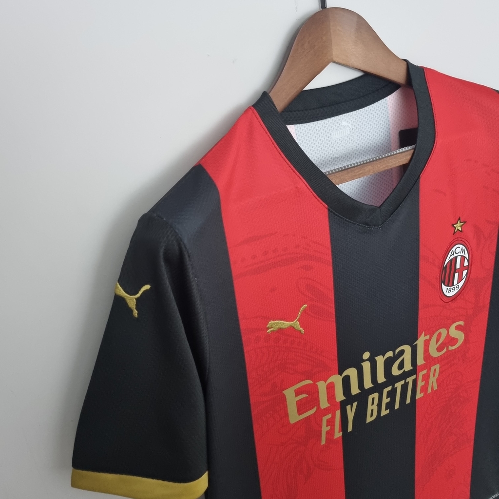 CAMISA AC MILAN HOME 22/23 TORCEDOR-PUMA-MASCULINA-PRETA/VERMELHO